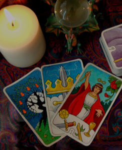 Le tirage de trois cartes